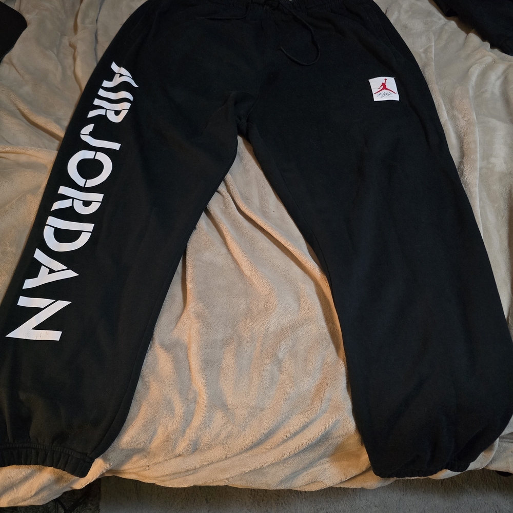 Jordan Mens Black Sweatpants with Logo